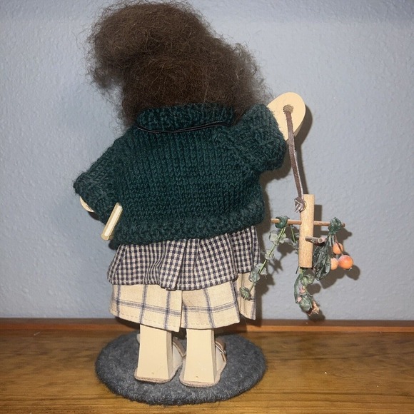 LIZZIE HIGH - Jillian Bowman 2nd edition, 10th anniversary, Retired Vintage doll - Picture 6 of 7